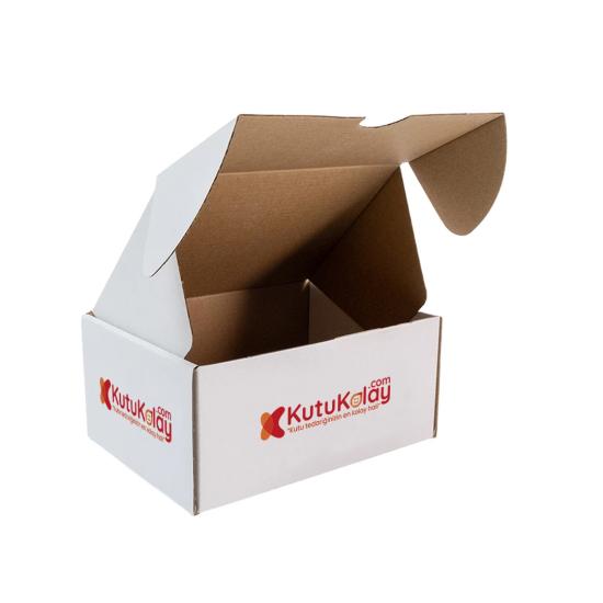 Özel Baskılı Oluklu Geçmeli E-ticaret Kutusu 30cm